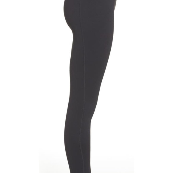 Zella Live In High Waisted Legginsg - Picture 3 of 4